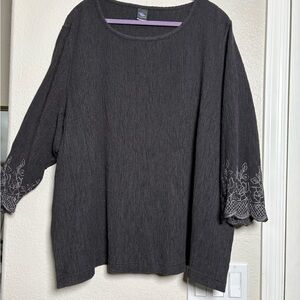 Junonia Black Textured Crinkle Blouse with Embroidered Elbow Length Sleeves. 4X